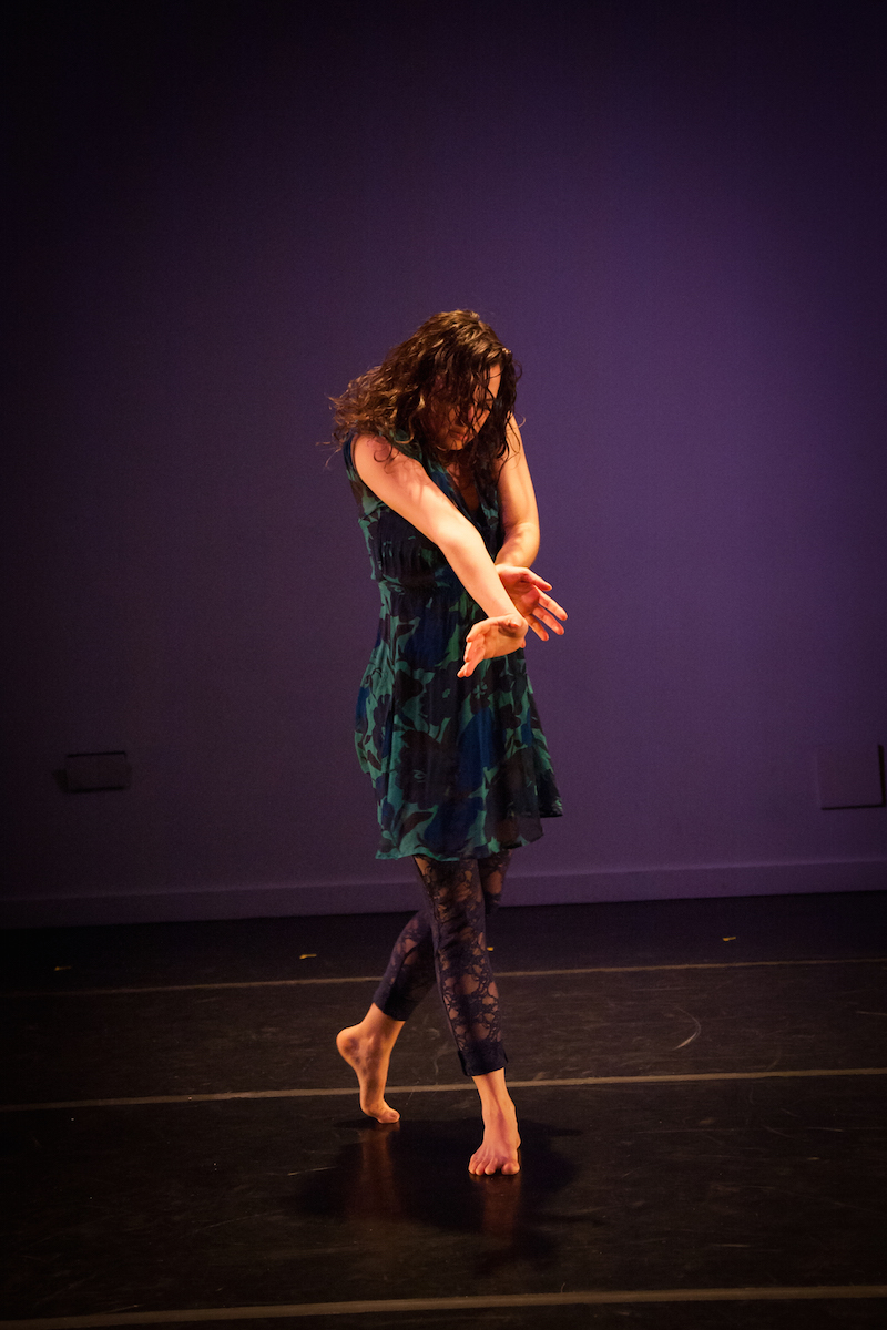 Jen Roit performing in the National Choreographic Month event